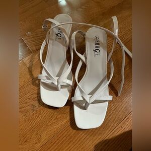 Light baby pink heels